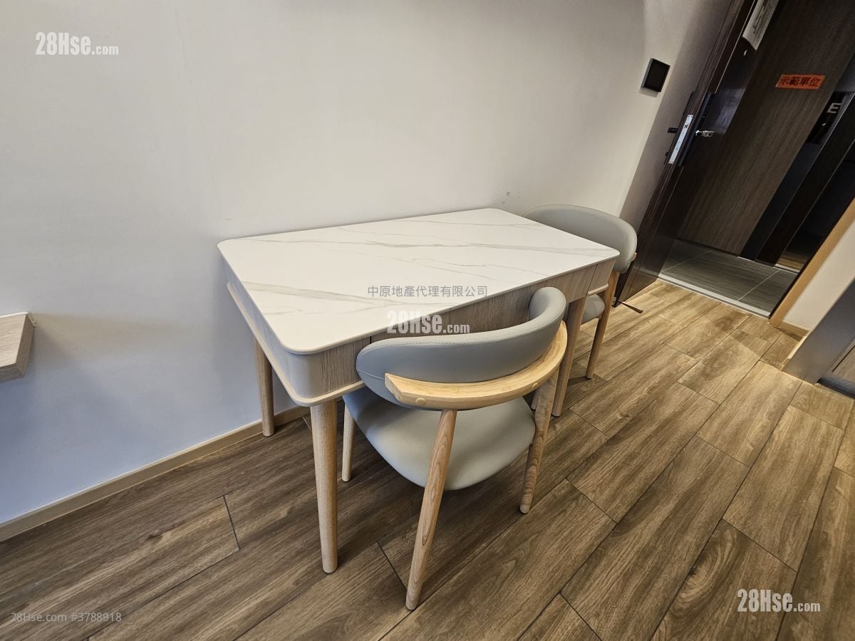 Bright Moon Rental 1 Bedroom , 1 Bathroom 304 ft²