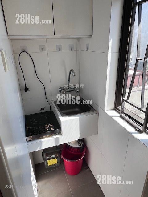 康富大厦 租盘 开放式间隔 , 1 浴室 263 平方尺