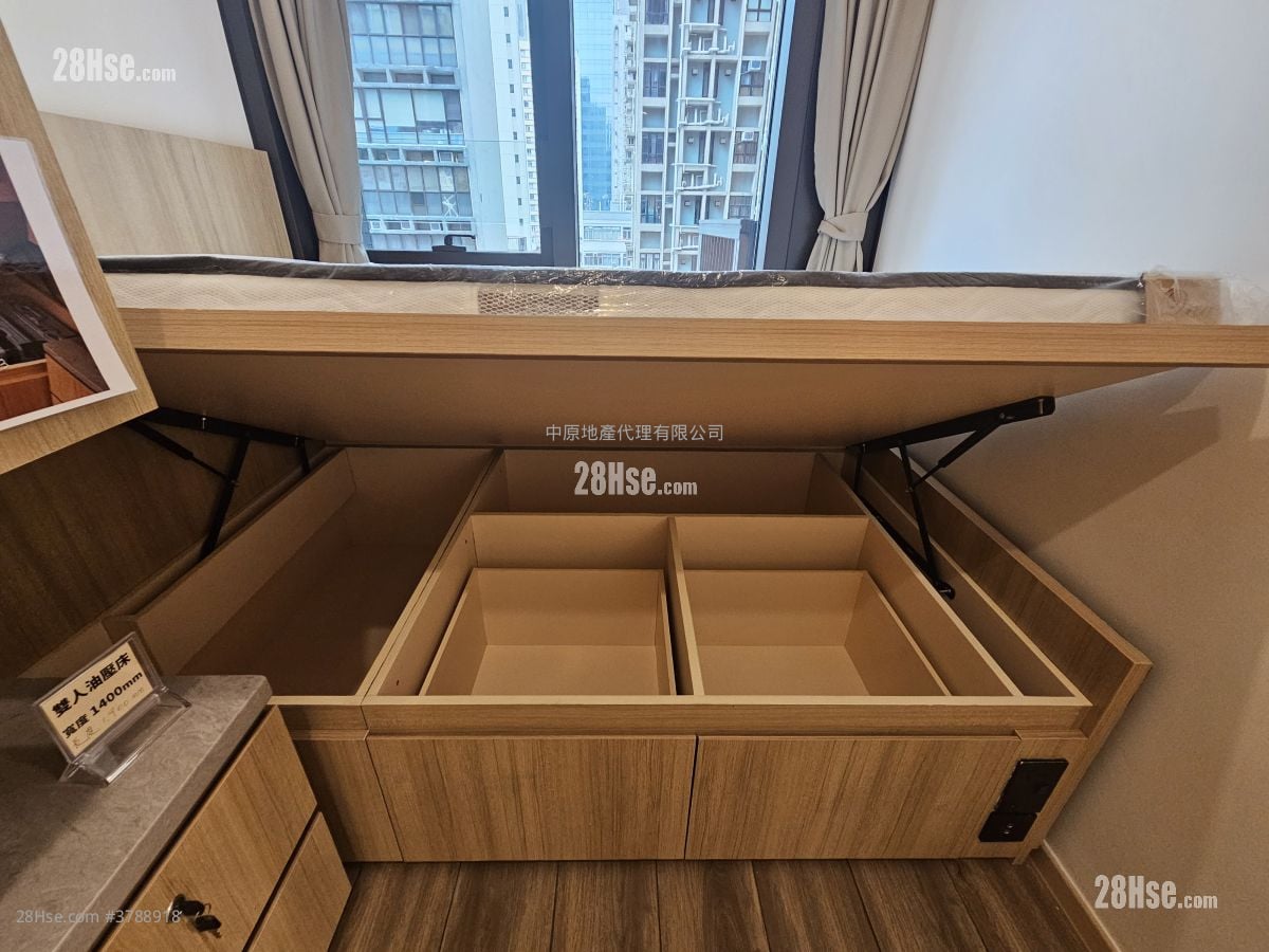 Bright Moon Rental 1 Bedroom , 1 Bathroom 304 ft²