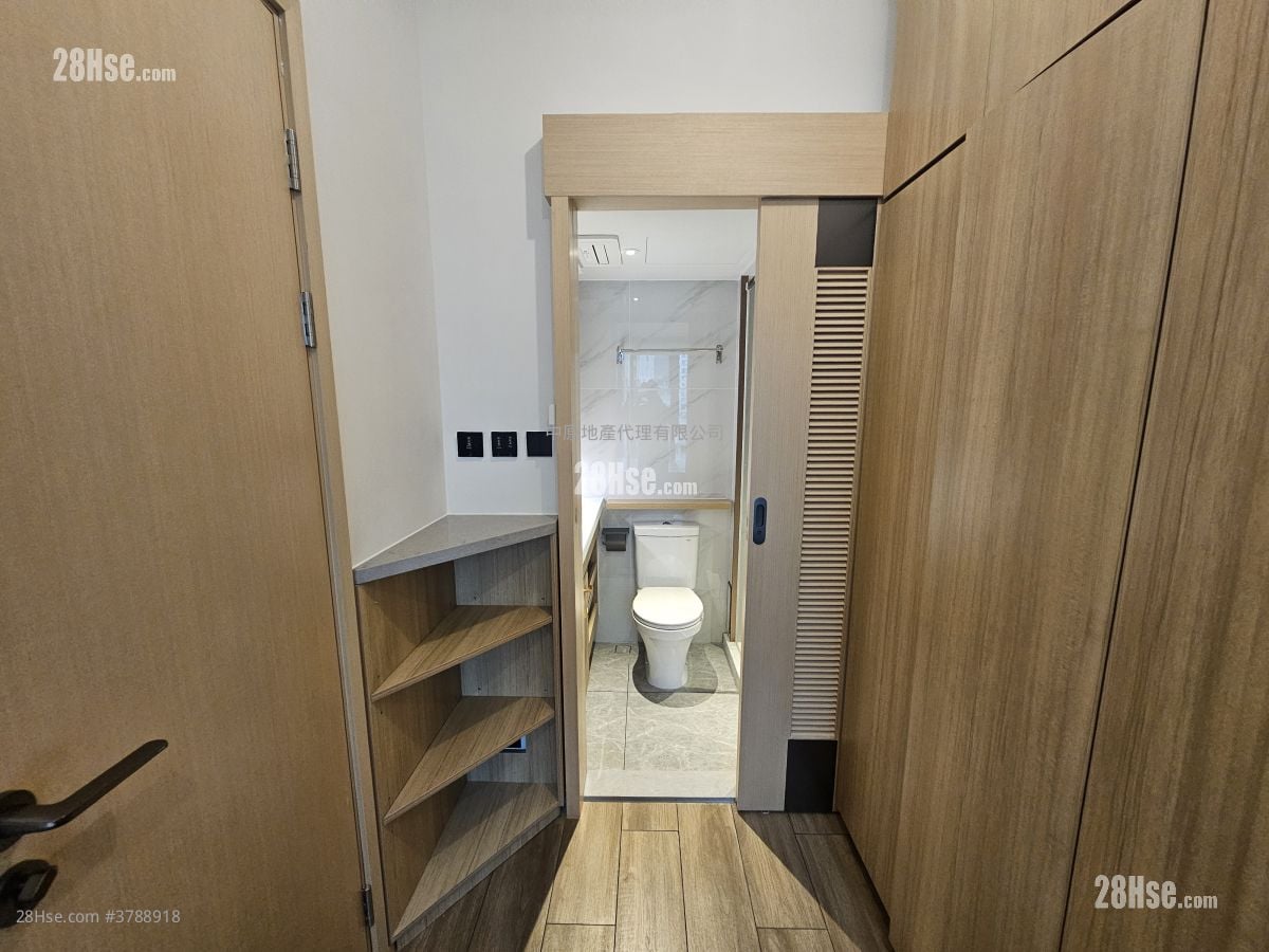 Bright Moon Rental 1 Bedroom , 1 Bathroom 304 ft²