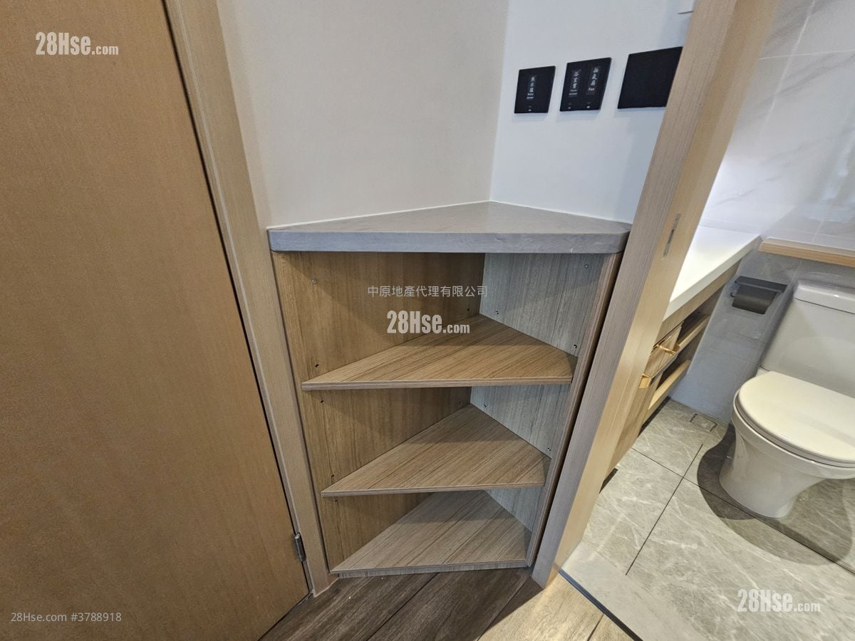 Bright Moon Rental 1 Bedroom , 1 Bathroom 304 ft²