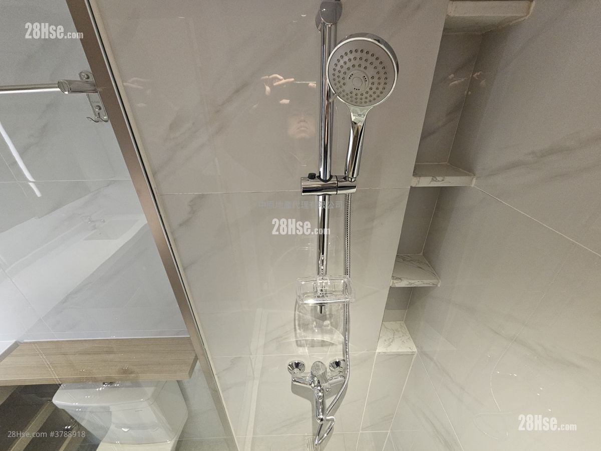 Bright Moon Rental 1 Bedroom , 1 Bathroom 304 ft²