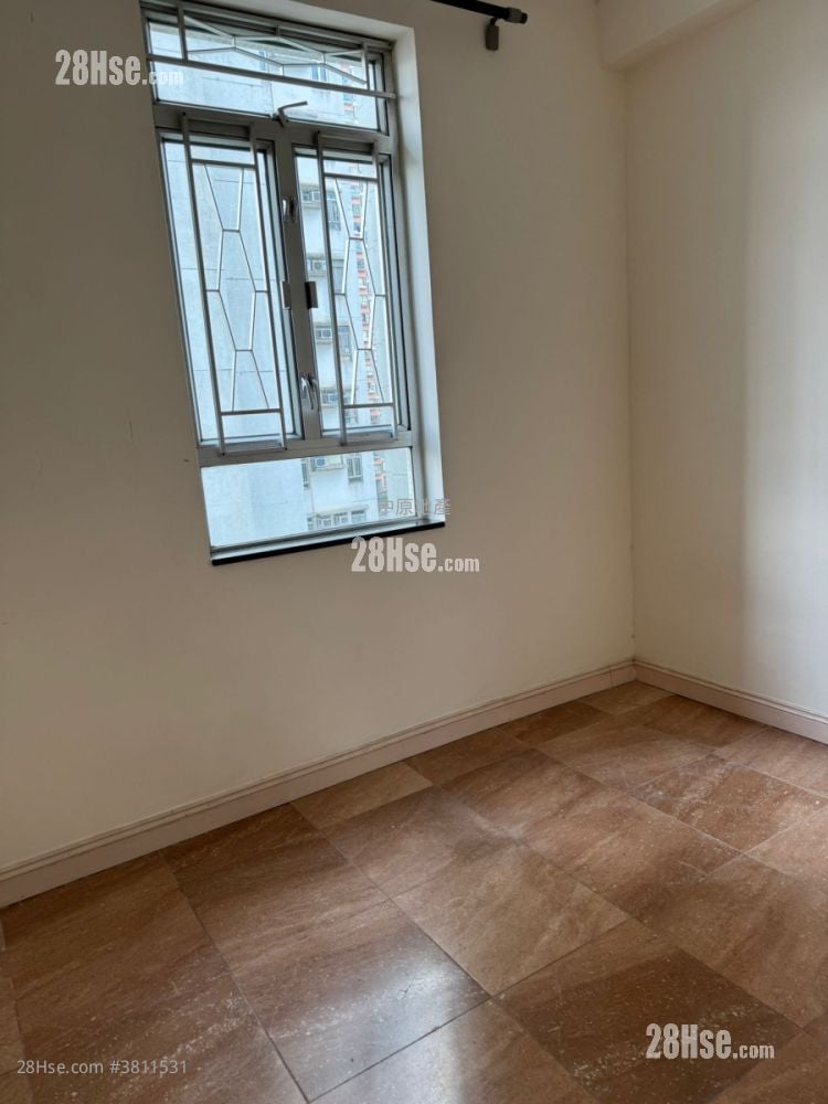 顺欣花园 售盘 2 房 428 平方尺