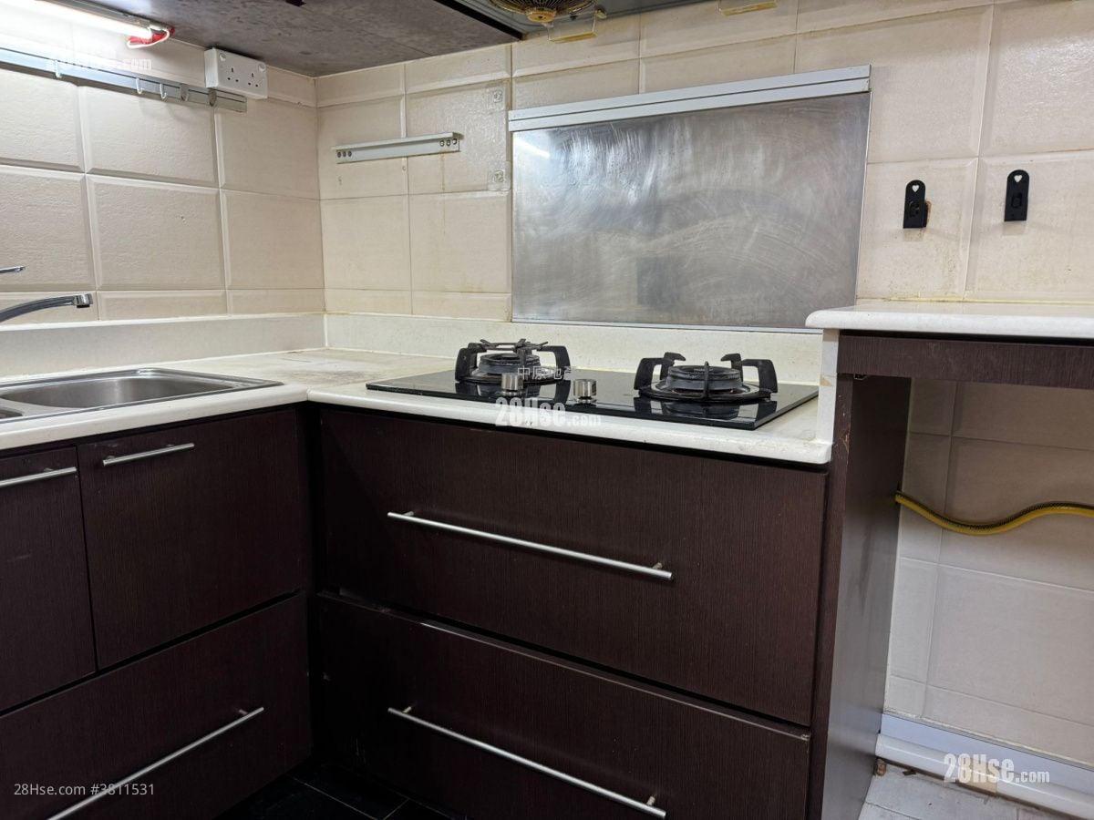 顺欣花园 售盘 2 房 428 平方尺