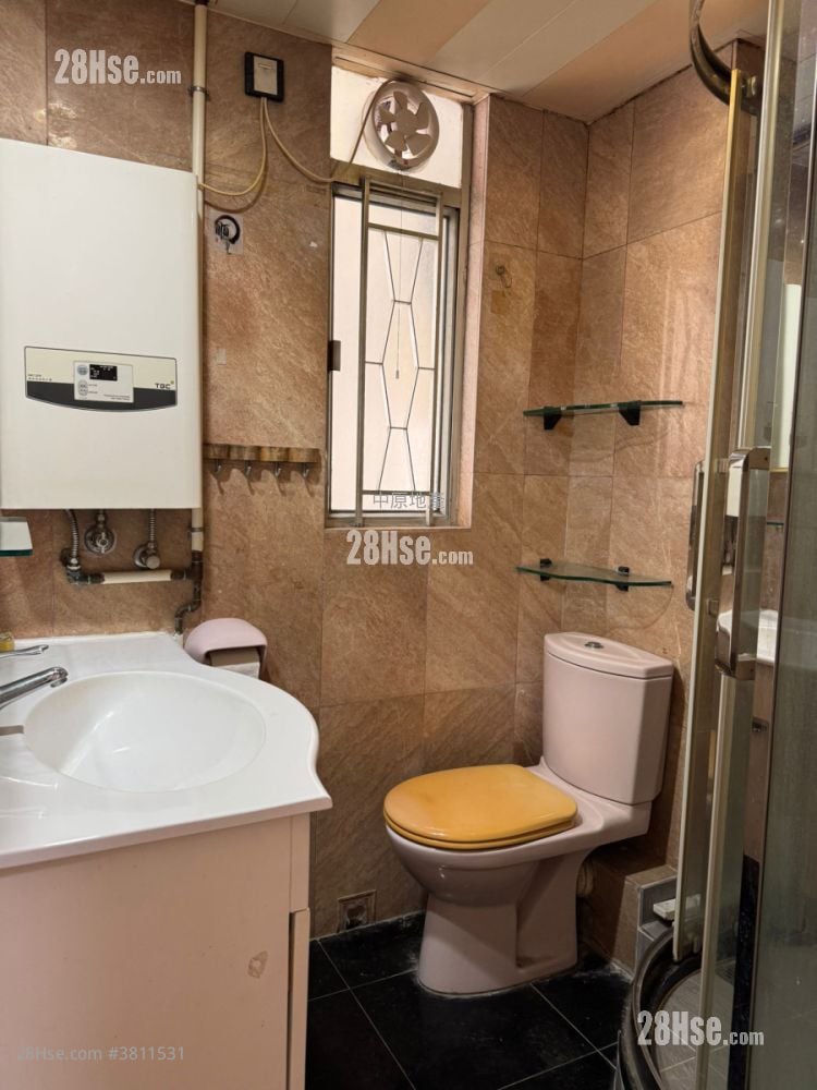 顺欣花园 售盘 2 房 428 平方尺