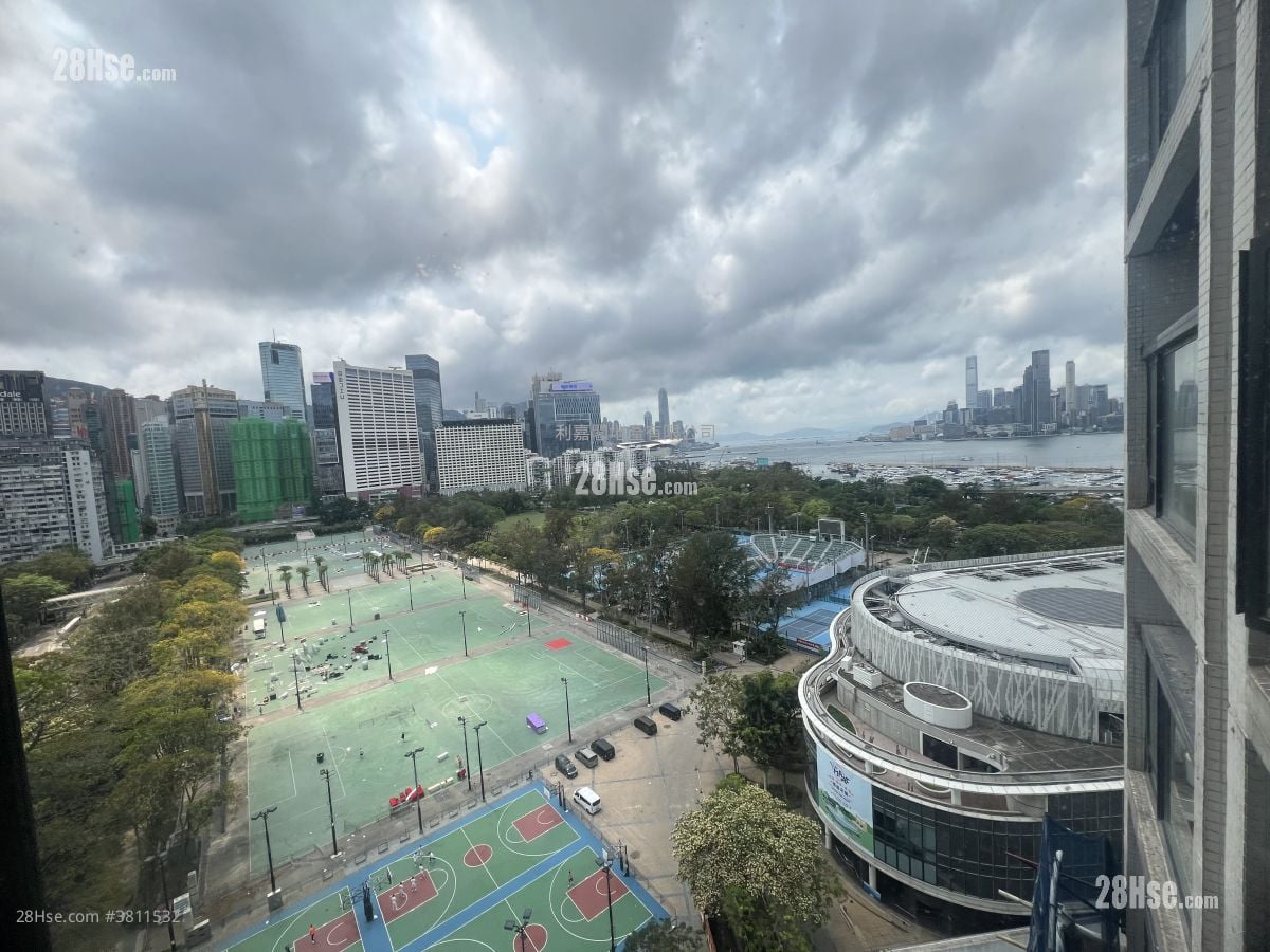 Park Towers Sell 3 Bedrooms , 2 Bathrooms 998 ft²