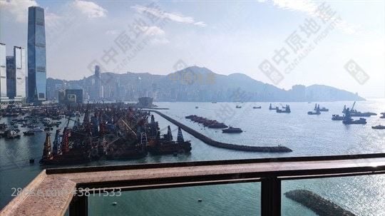 One Silversea Sell 3 Bedrooms 963 ft²