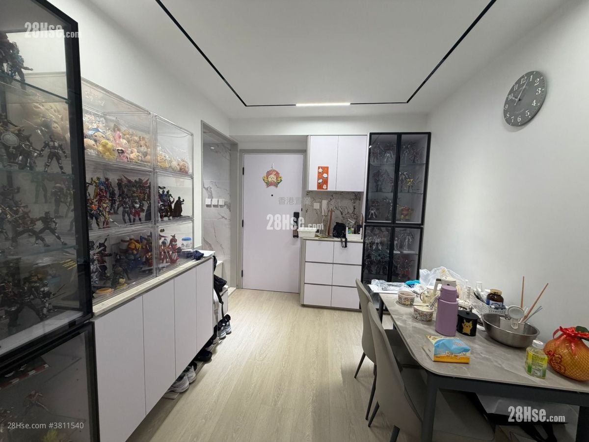 The Grandiose Sell 2 Bedrooms , 1 Bathroom 494 ft²