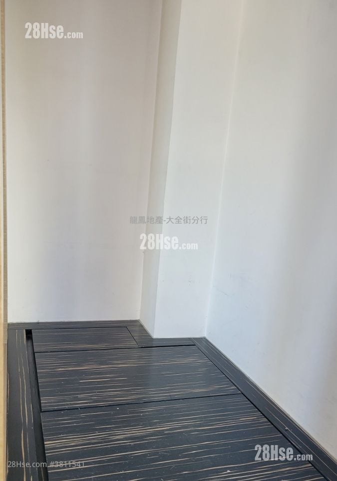 万安大厦 售盘 1 房 , 1 浴室 215 平方尺