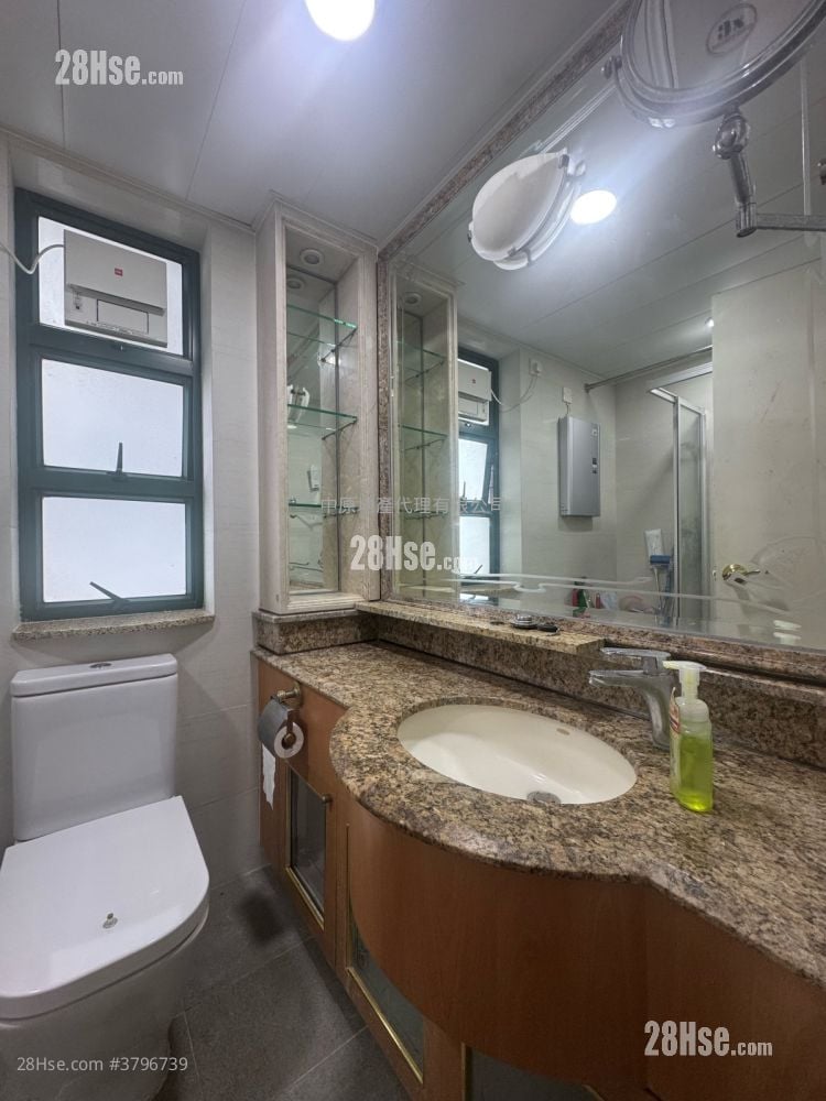 东港城 售盘 2 房 524 平方尺