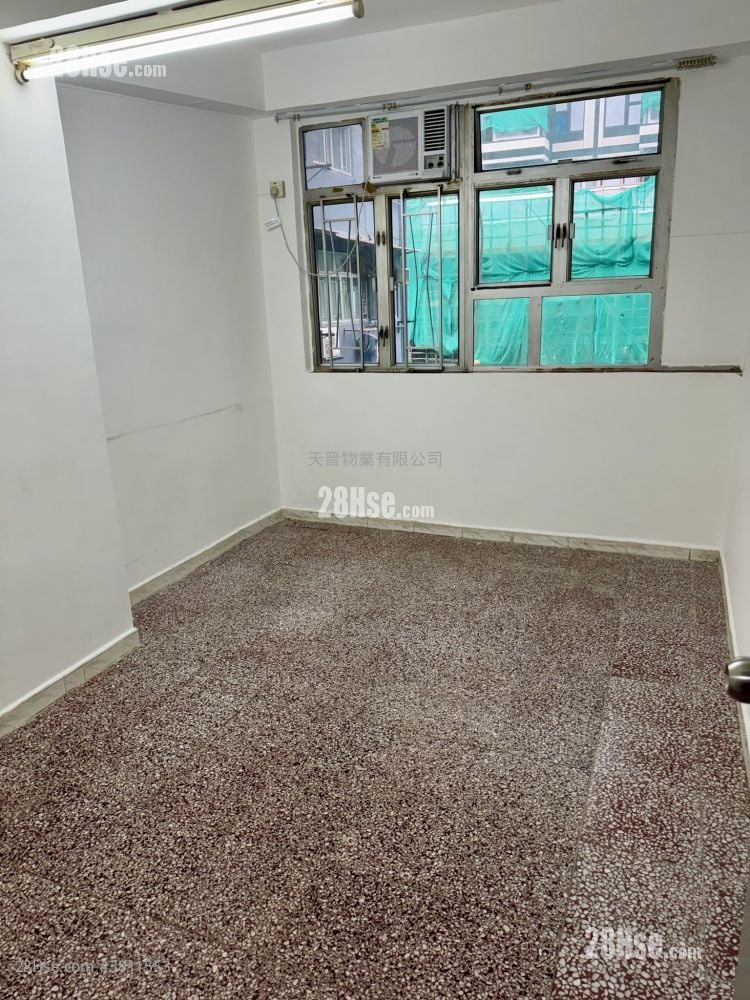 黄埔唐楼 售盘 2 房 , 1 浴室 423 平方尺