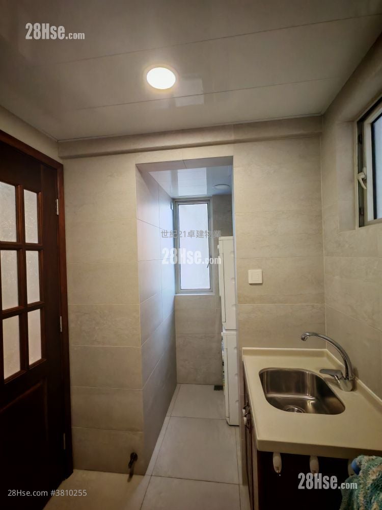 君临天下 租盘 3 房 , 2 浴室 1,062 平方尺