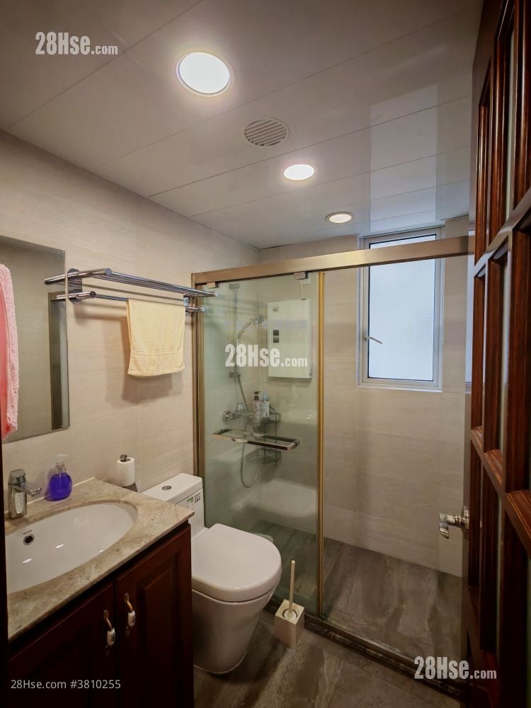 君临天下 租盘 3 房 , 2 浴室 1,062 平方尺