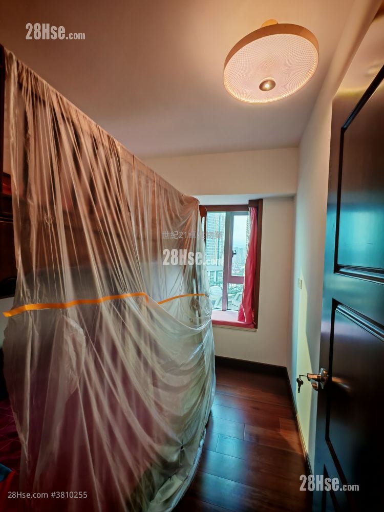 君临天下 租盘 3 房 , 2 浴室 1,062 平方尺