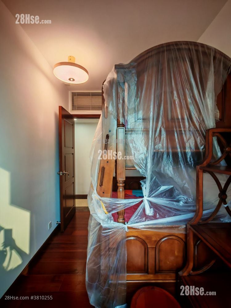 君临天下 租盘 3 房 , 2 浴室 1,062 平方尺