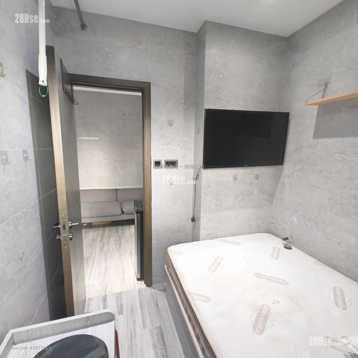 文景楼 租盘 2 房 , 1 浴室 300 平方尺