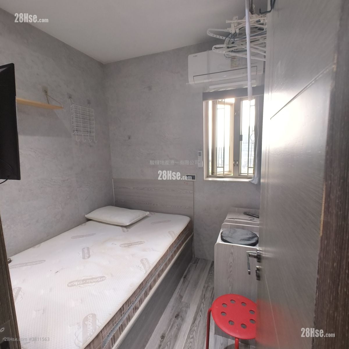 文景楼 租盘 2 房 , 1 浴室 300 平方尺