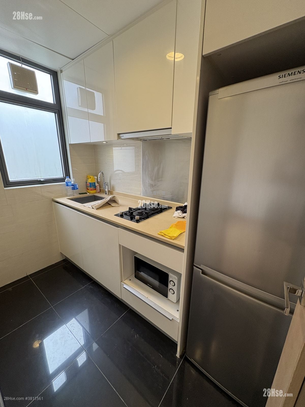 Warrenwoods Rental Studio , 1 Bathroom 273 ft²