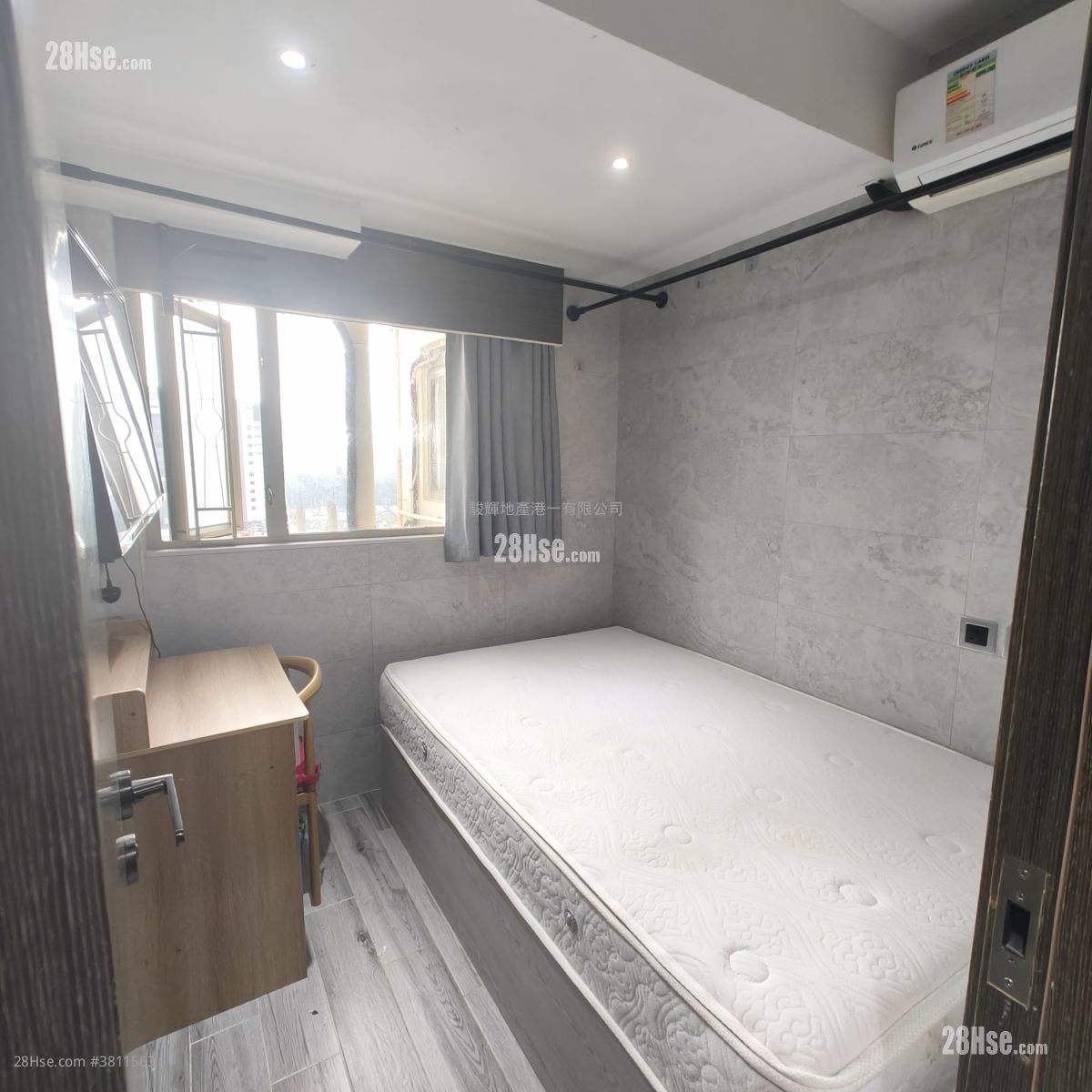 文景楼 租盘 2 房 , 1 浴室 300 平方尺