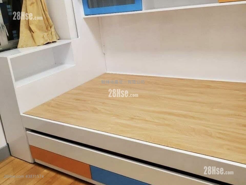 Kwong Sang Hong Building Rental 2 Bedrooms , 1 Bathroom 493 ft²