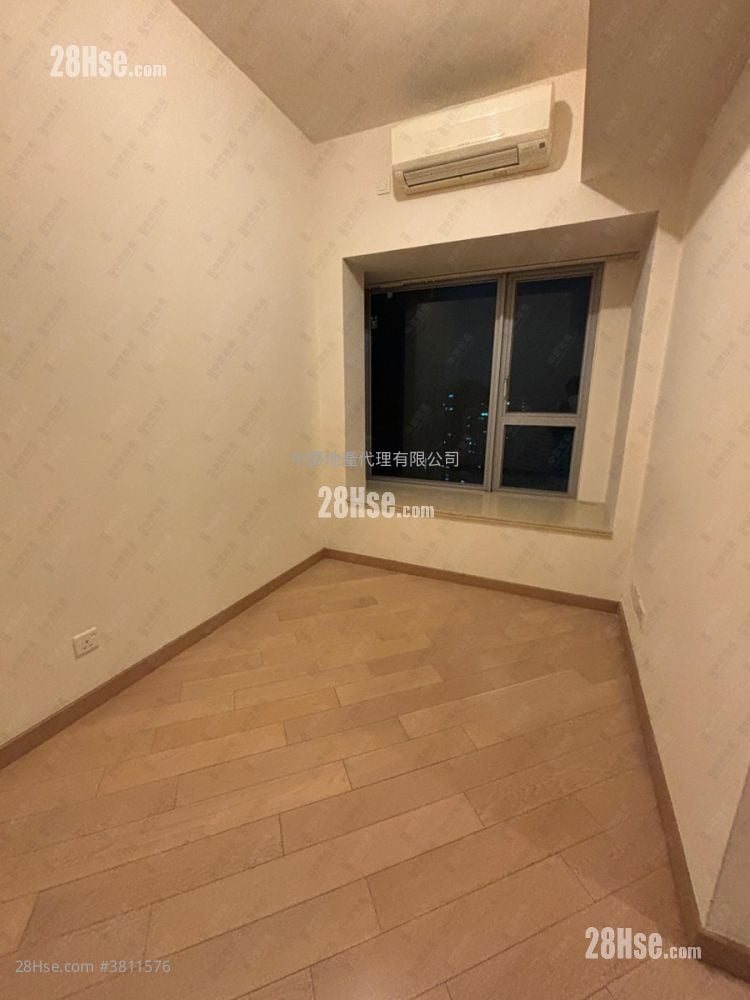 Century Gateway Sell 2 Bedrooms , 1 Bathroom 464 ft²