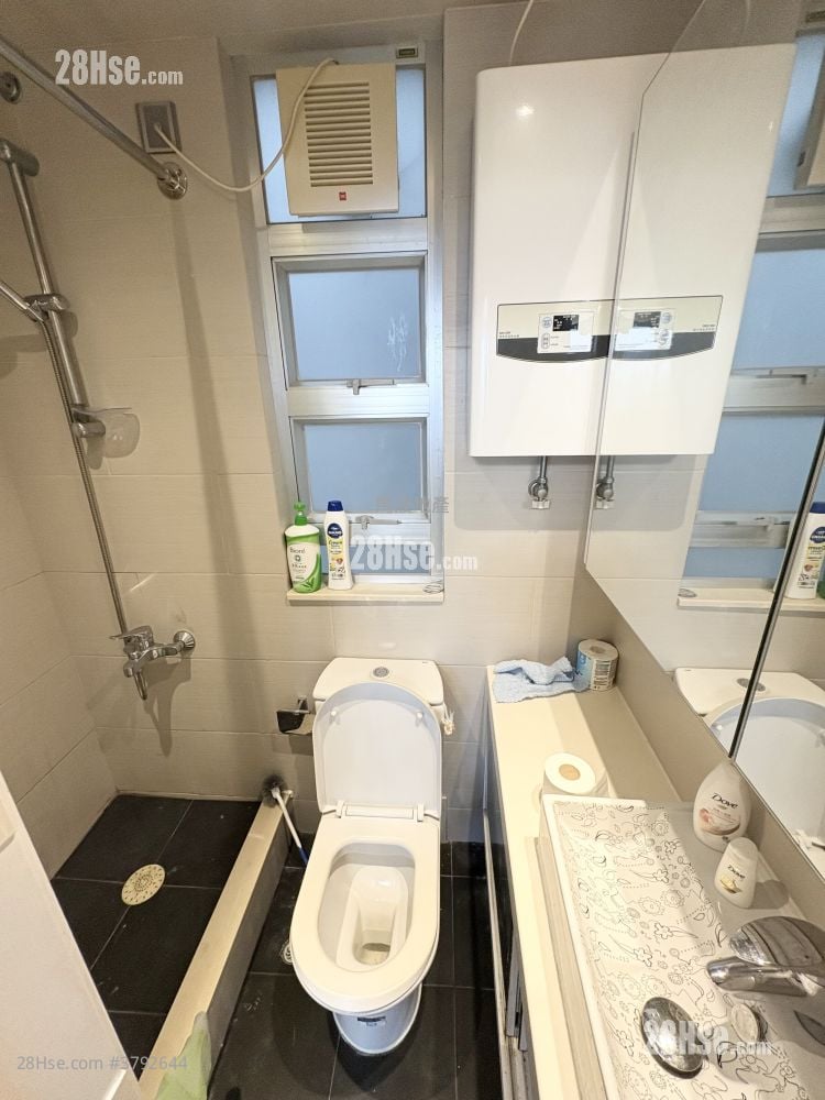 Tak Bo Garden Rental Studio , 1 Bathroom 265 ft²