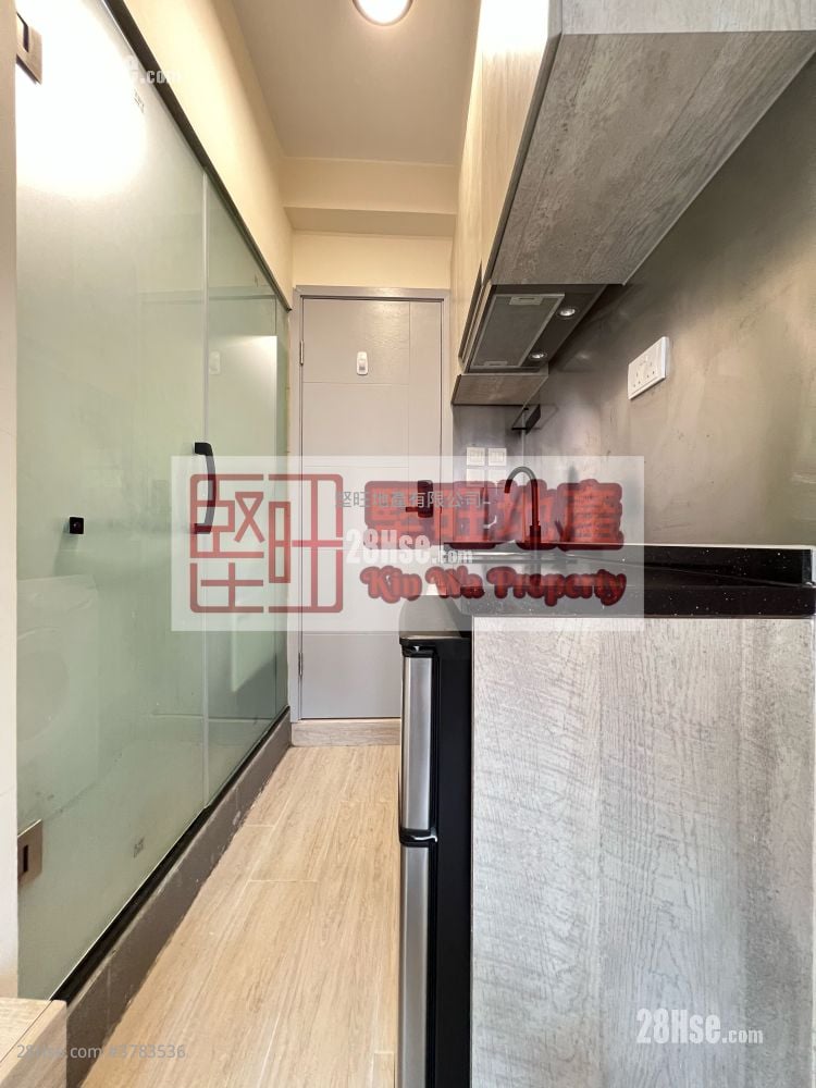 单幢楼房 租盘 开放式间隔 , 1 浴室 130 平方尺