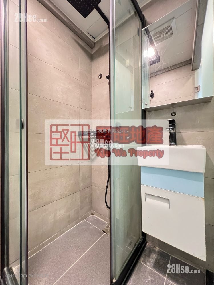 单幢楼房 租盘 开放式间隔 , 1 浴室 130 平方尺