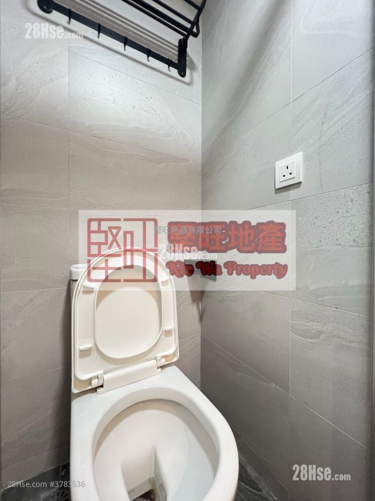 单幢楼房 租盘 开放式间隔 , 1 浴室 130 平方尺