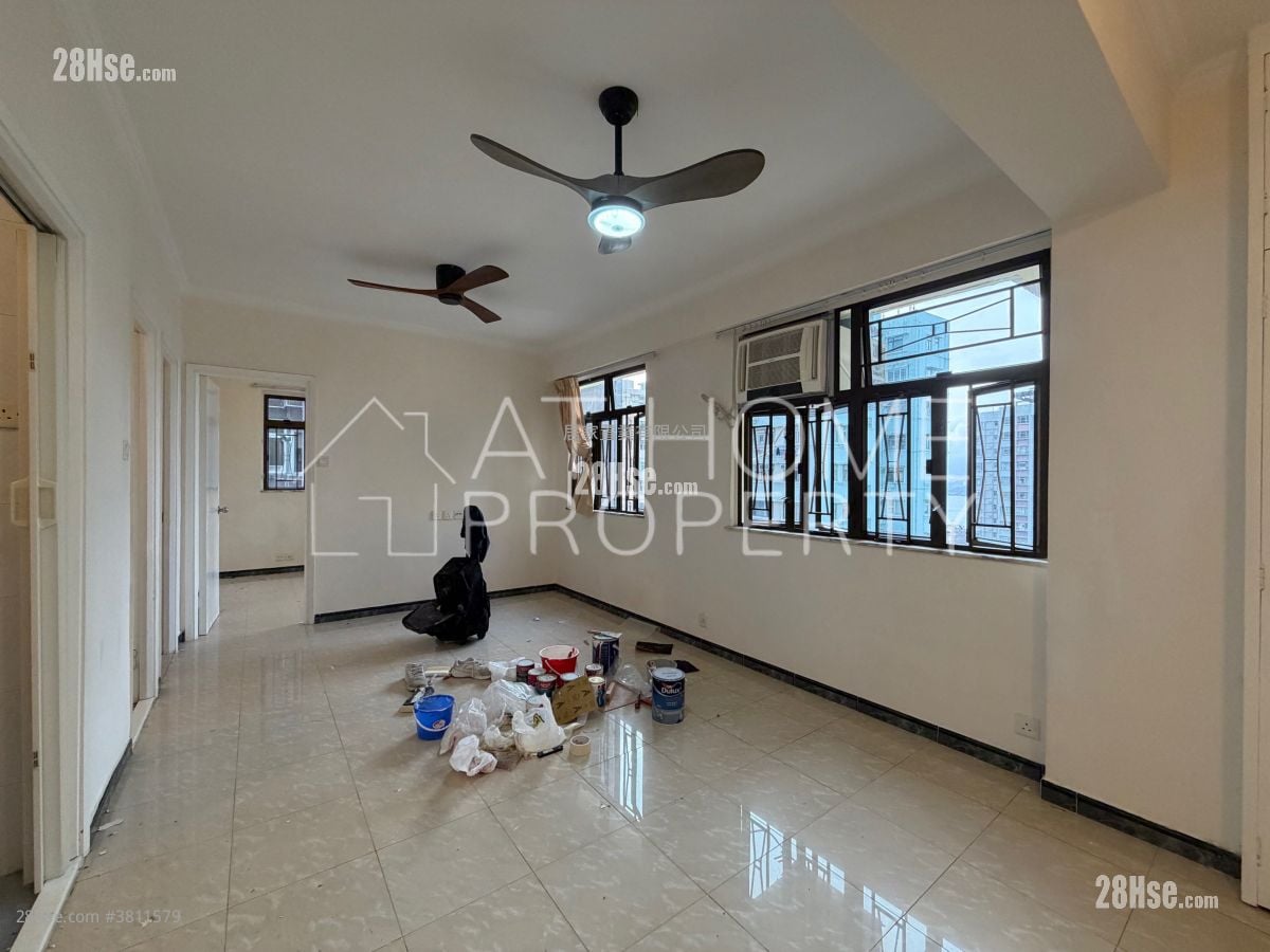 安峰大厦 租盘 2 房 , 1 浴室 545 平方尺