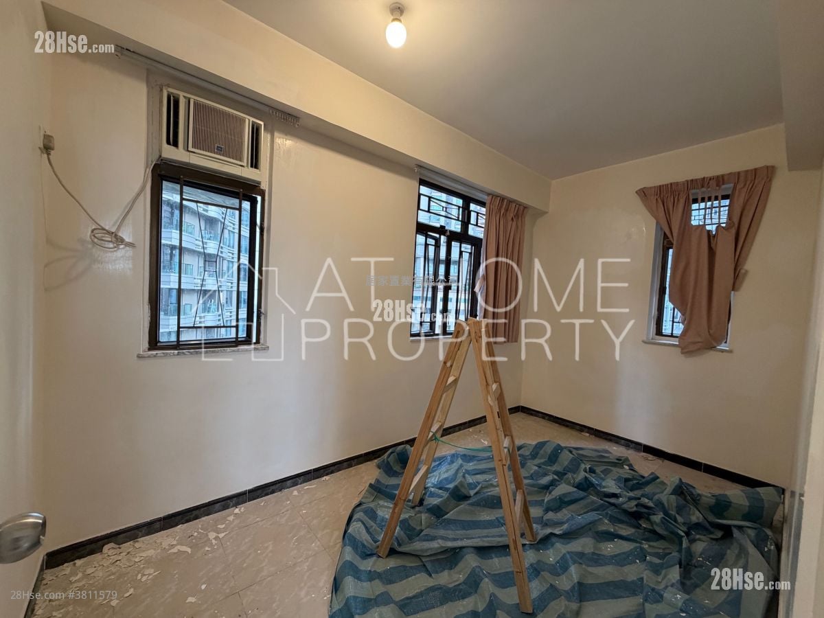 安峰大厦 租盘 2 房 , 1 浴室 545 平方尺