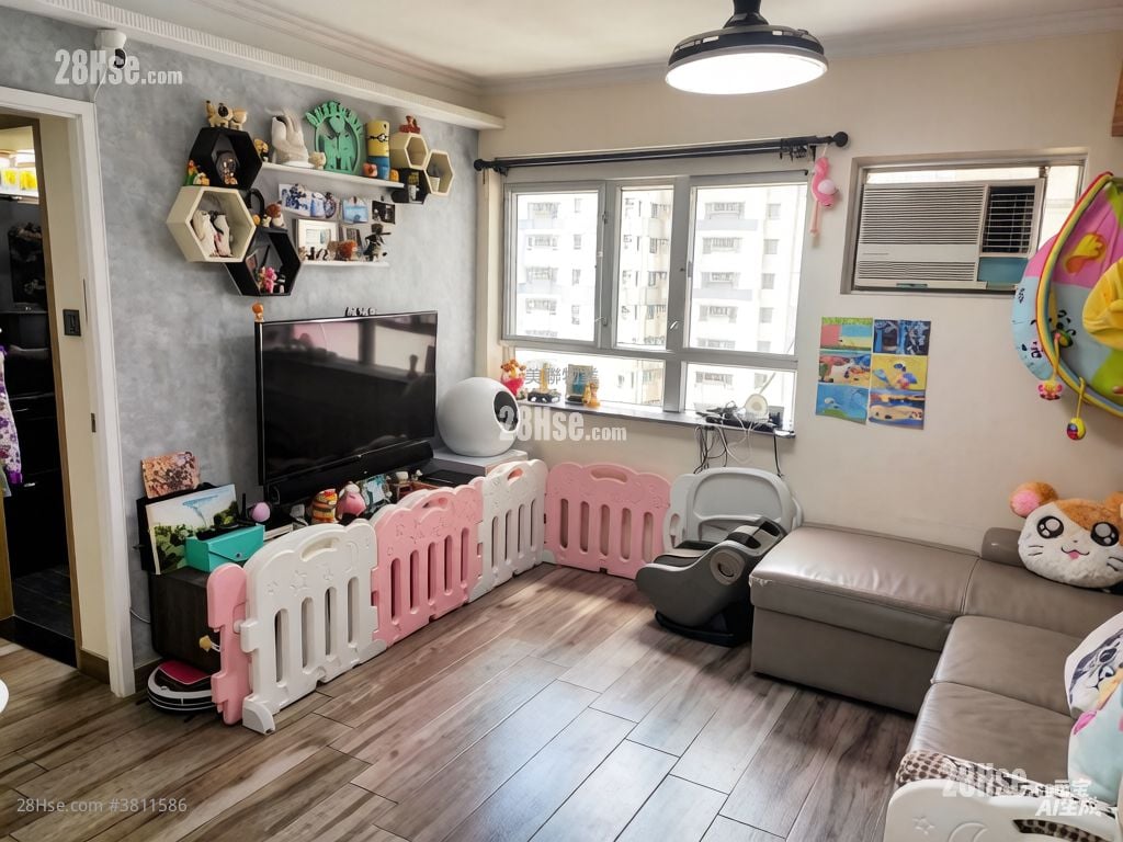 Serene Garden Sell 2 Bedrooms , 1 Bathroom 484 ft²