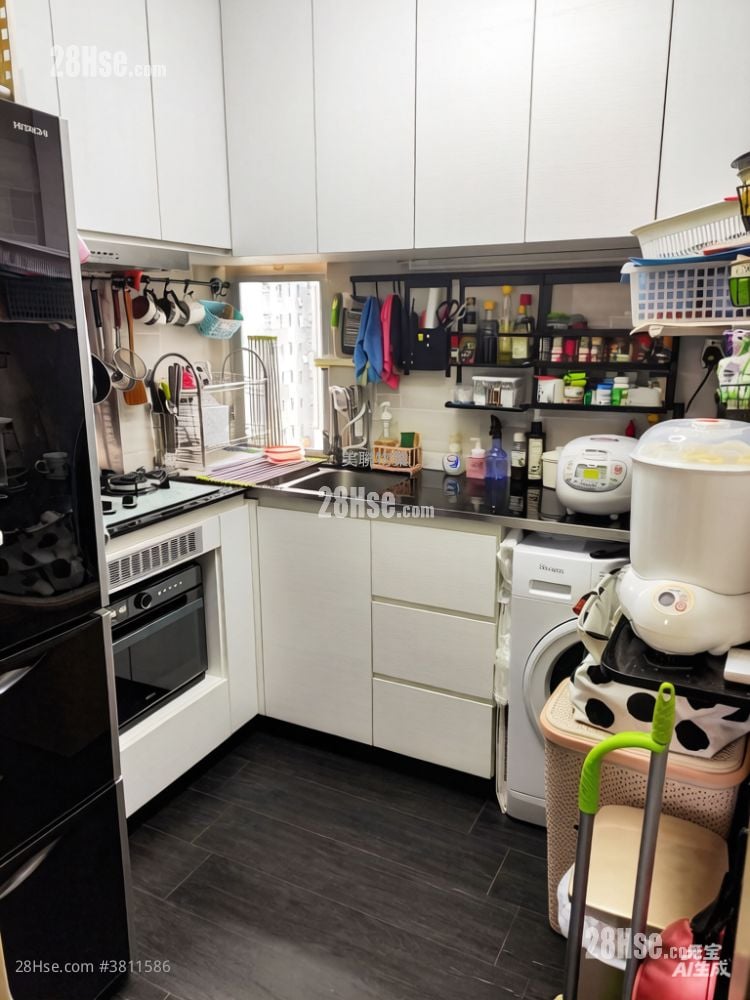 Serene Garden Sell 2 Bedrooms , 1 Bathroom 484 ft²