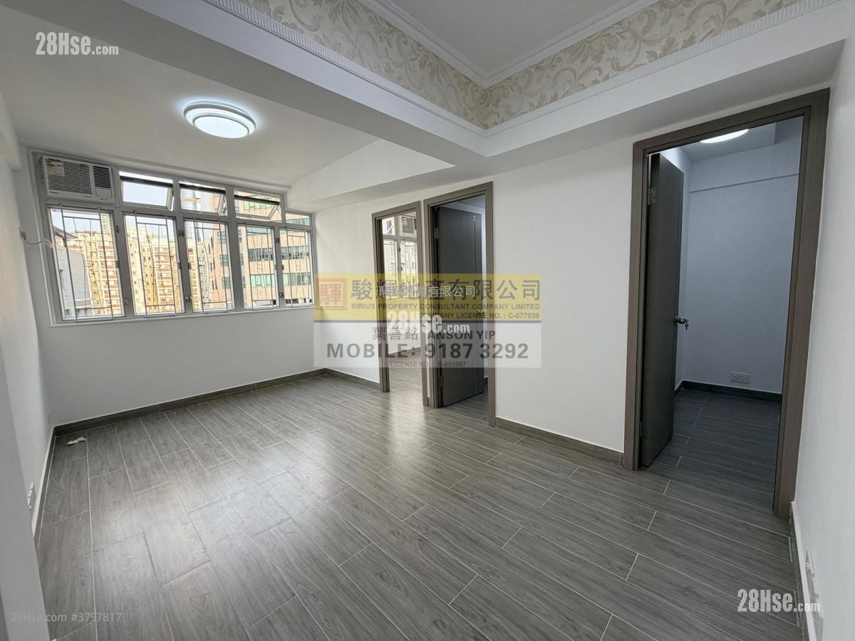 Peony House Sell 3 Bedrooms , 1 Bathroom 395 ft²