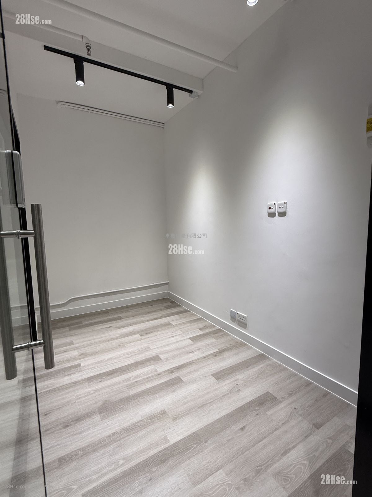 骆驼漆大厦 租盘