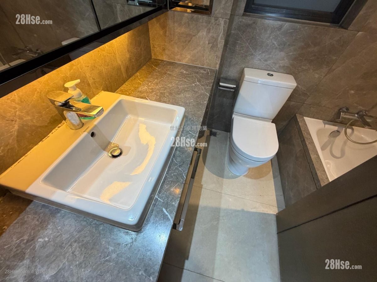 The Austin 租盘 3 房 , 2 浴室 923 平方尺