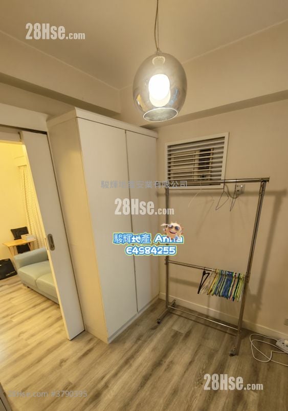 Shun On Building Rental 1 Bedroom , 1 Bathroom 321 ft²