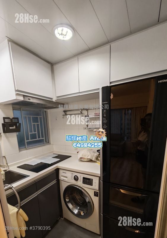 Shun On Building Rental 1 Bedroom , 1 Bathroom 321 ft²