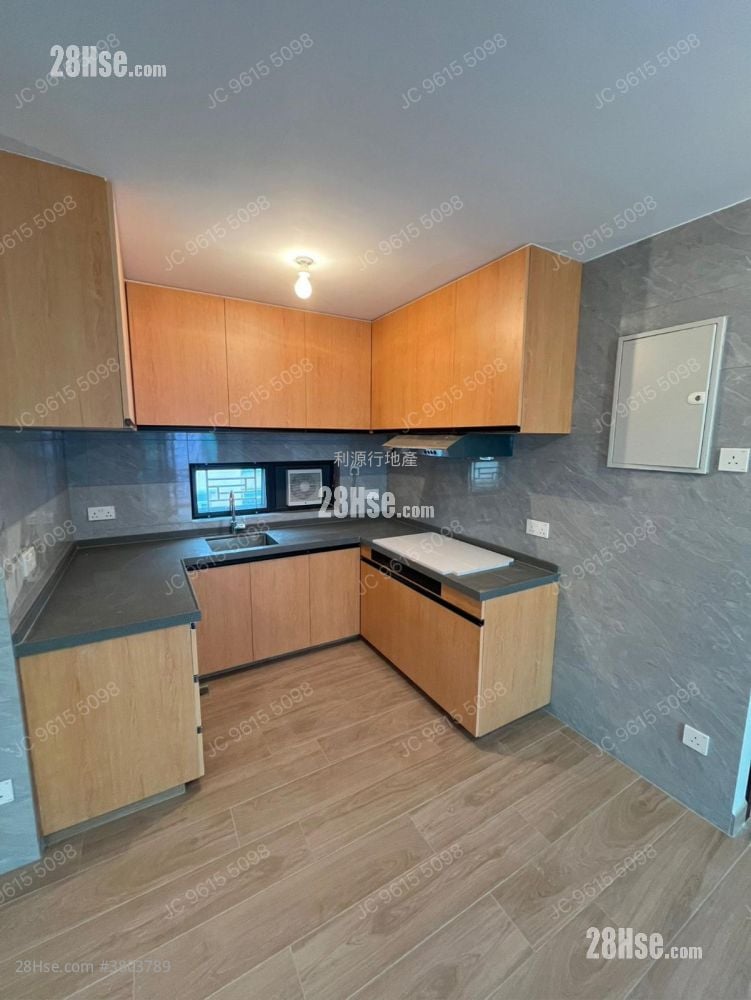 Village Rental 3 Bedrooms , 1 Bathroom 700 ft²