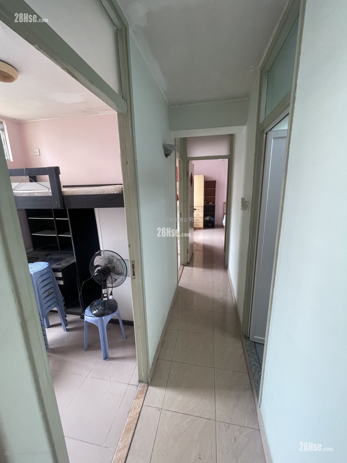 Tin Shing Court Sell 3 Bedrooms , 2 Bathrooms