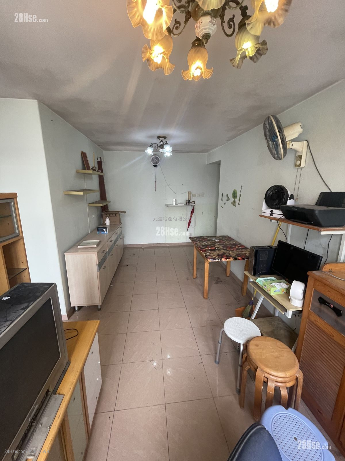 Tin Shing Court Sell 3 Bedrooms , 2 Bathrooms