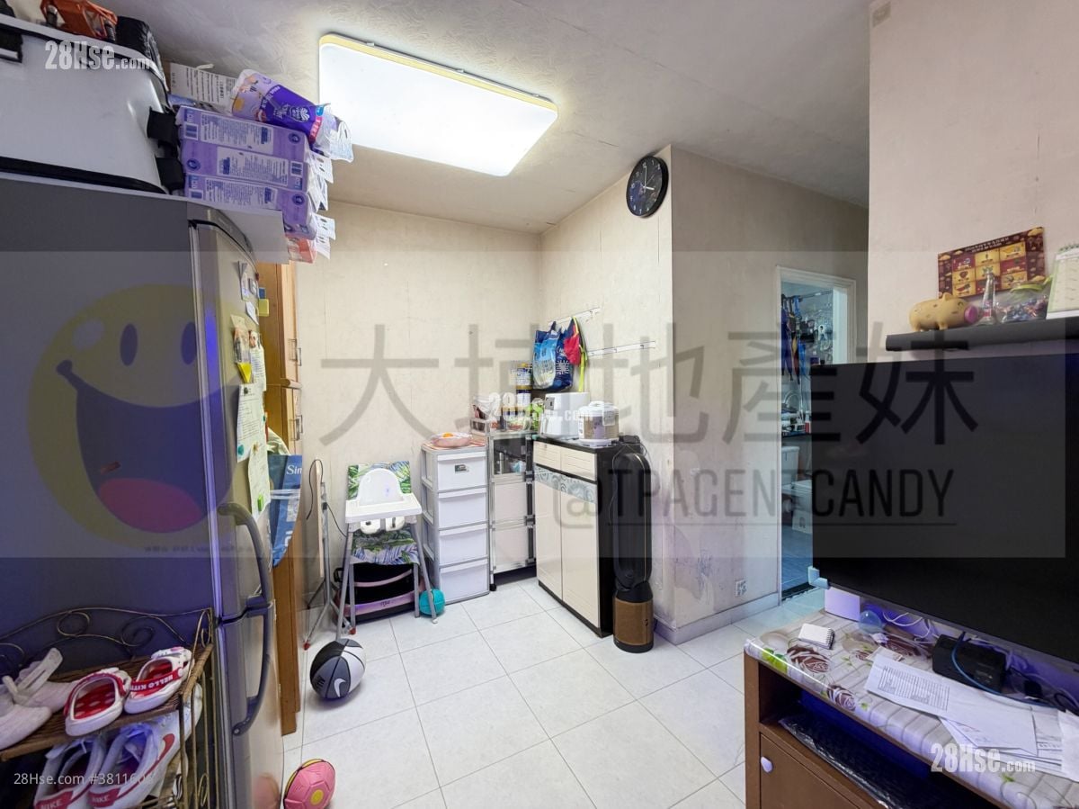 八號花園 售盤 2 房 , 1 浴室 431 平方呎