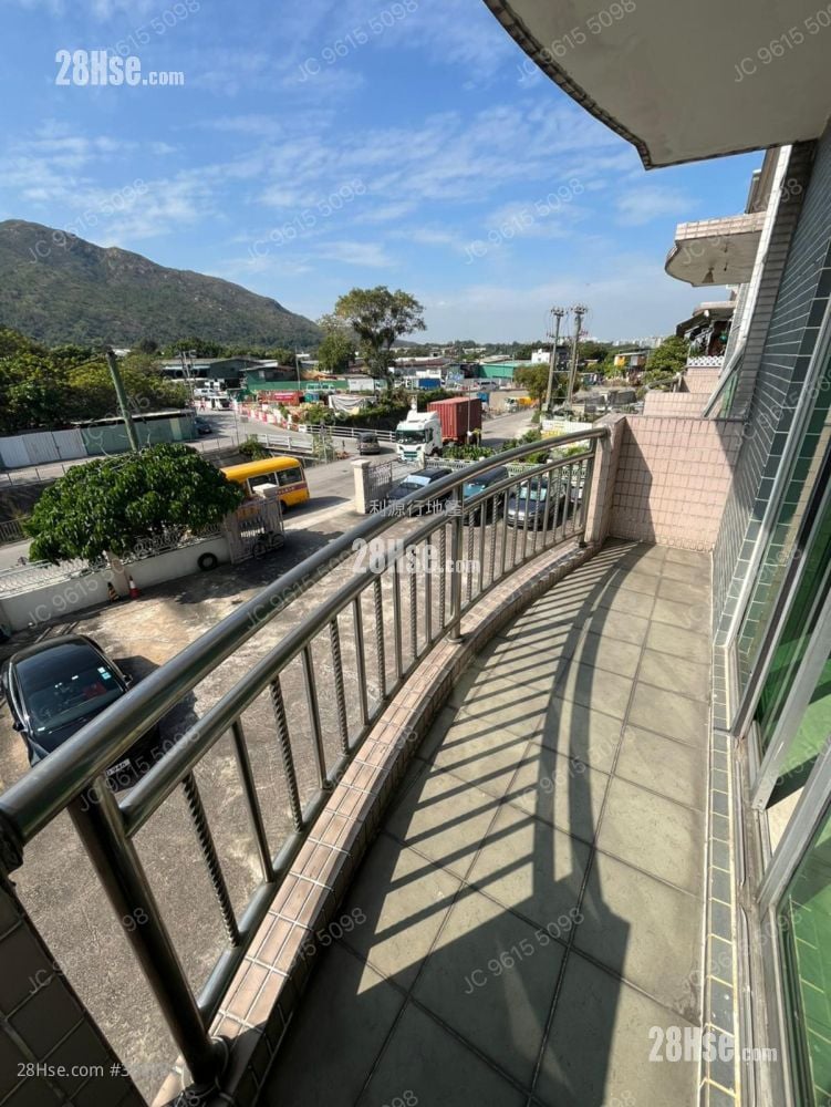 村屋 租盘 3 房 , 1 浴室 700 平方尺