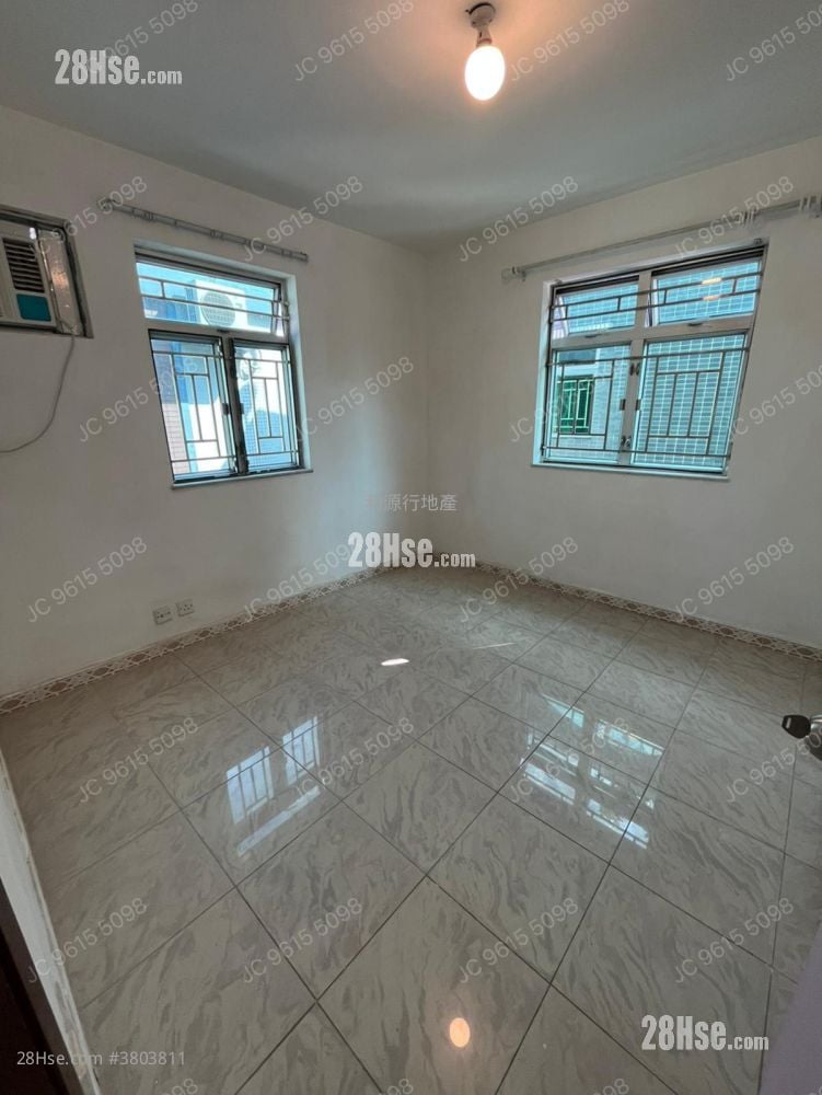 村屋 租盘 3 房 , 1 浴室 700 平方尺