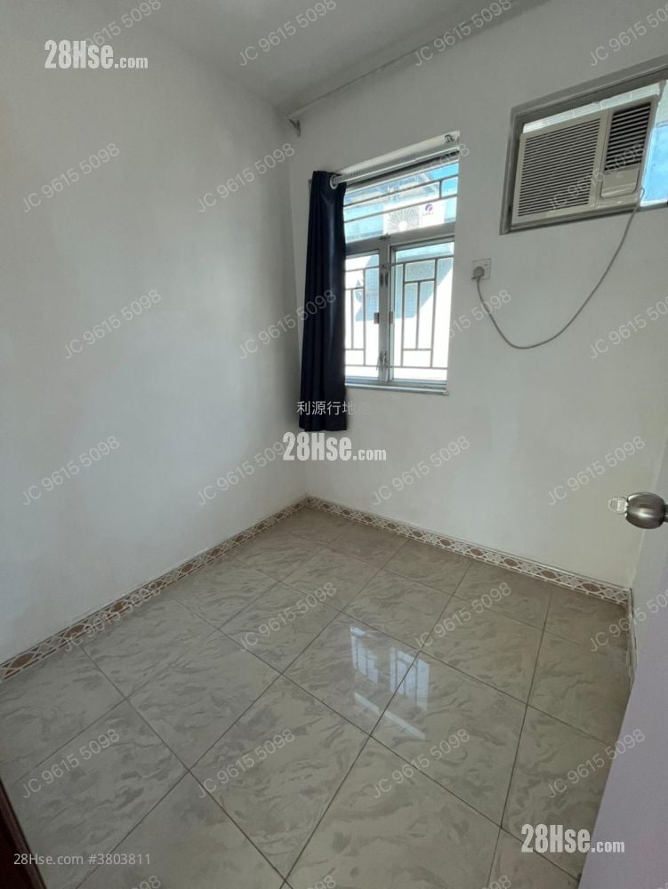 村屋 租盘 3 房 , 1 浴室 700 平方尺