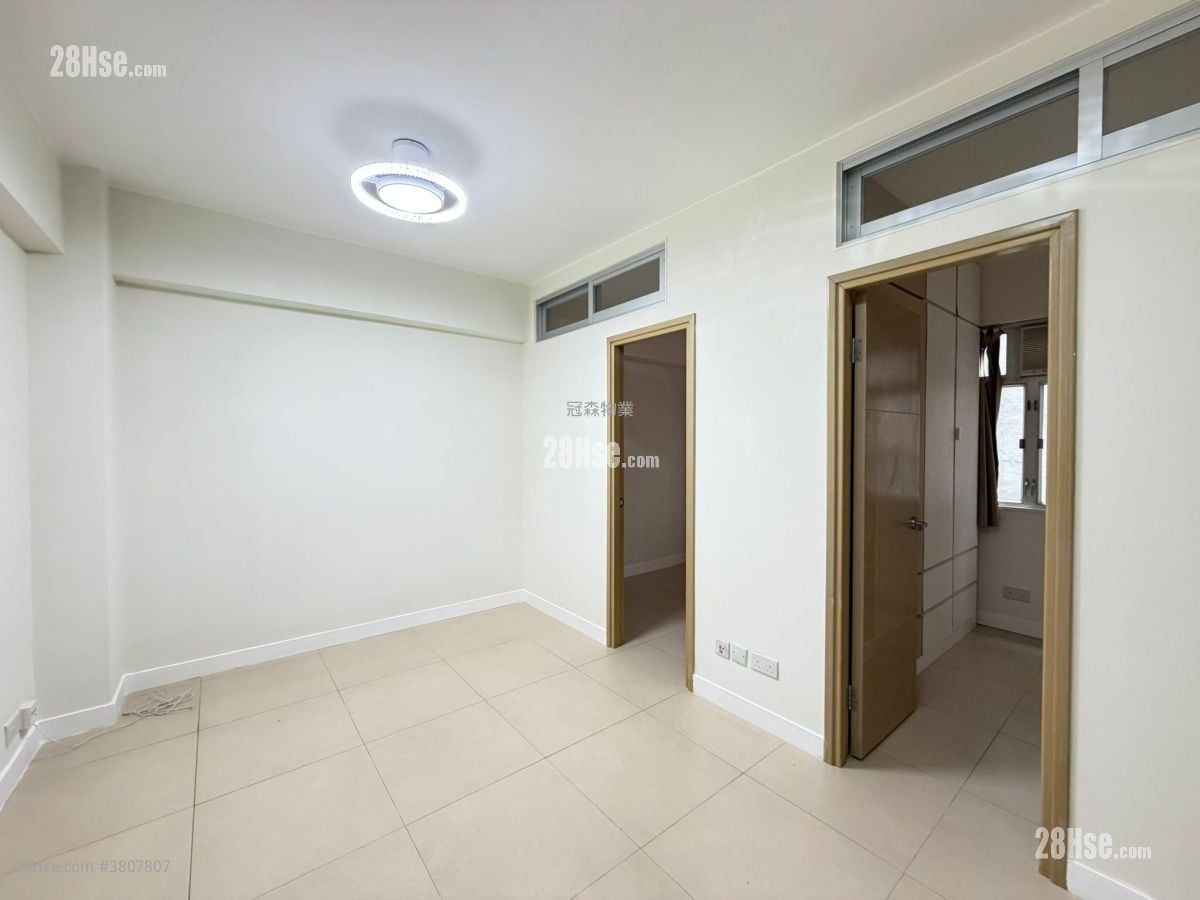 金阁大厦 租盘 2 房 , 1 浴室 358 平方尺