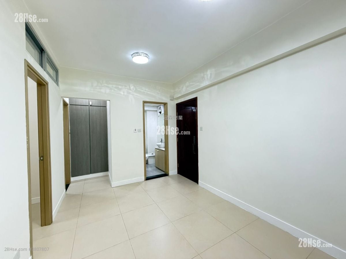 金阁大厦 租盘 2 房 , 1 浴室 358 平方尺