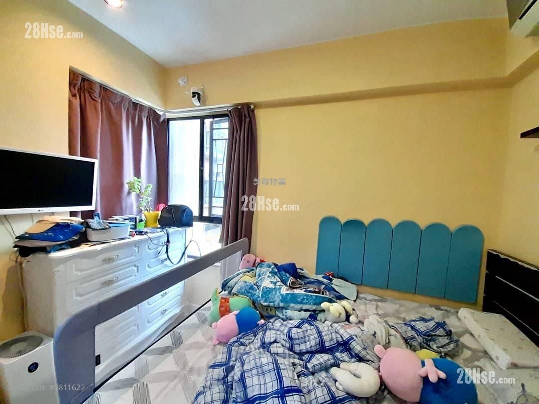 Tsing Yi Garden Sell 3 Bedrooms , 2 Bathrooms 547 ft²