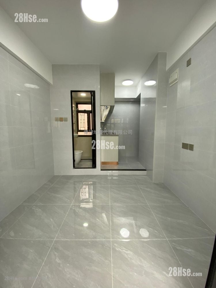 单幢楼房 租盘 1 房 200 平方尺