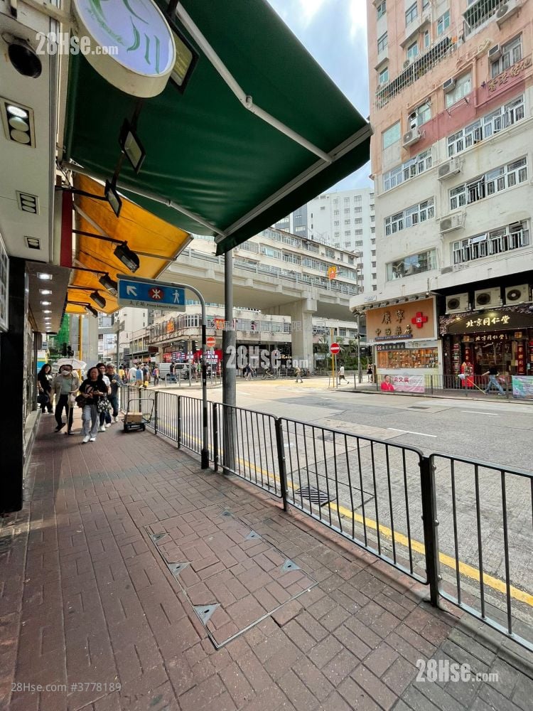 康龄大厦 租盘 2 房 , 1 浴室 200 平方尺